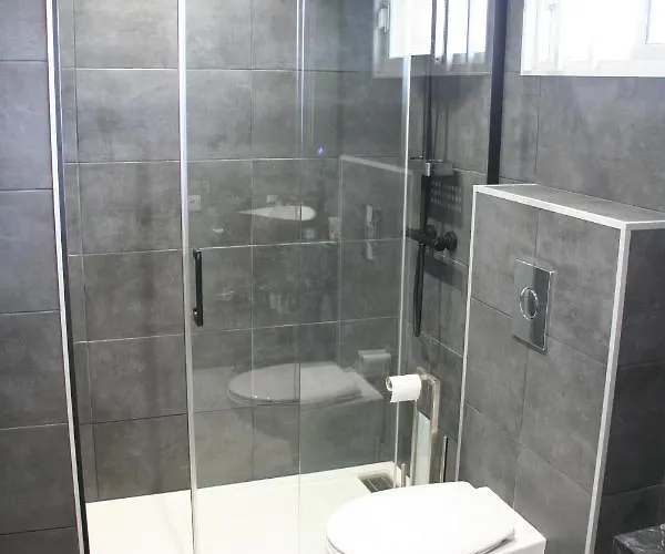 Playa Del Ingles D&m Near Yumbo * San Bartolomé